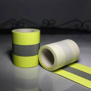 全棉黄银黄冲孔阻燃华体会平台-华体会(中国)布